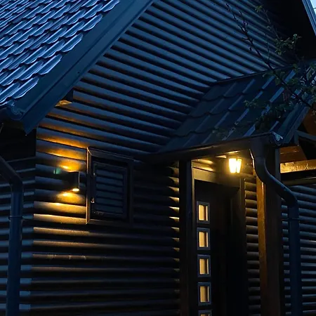 Taca House - Airport Surčin