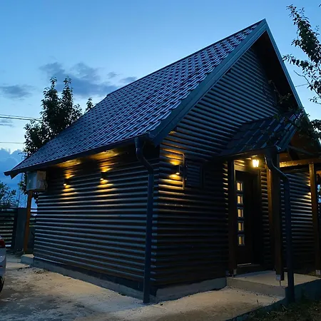 Daire Taca House - Airport Surčin