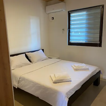 Daire Taca House - Airport *